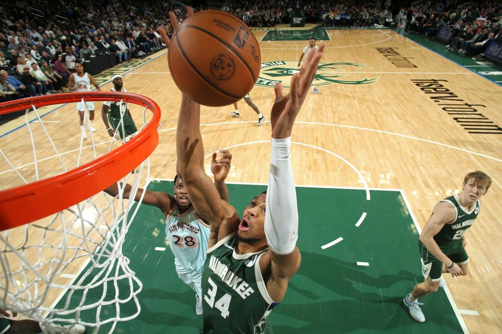 员的背后故 员的背后故