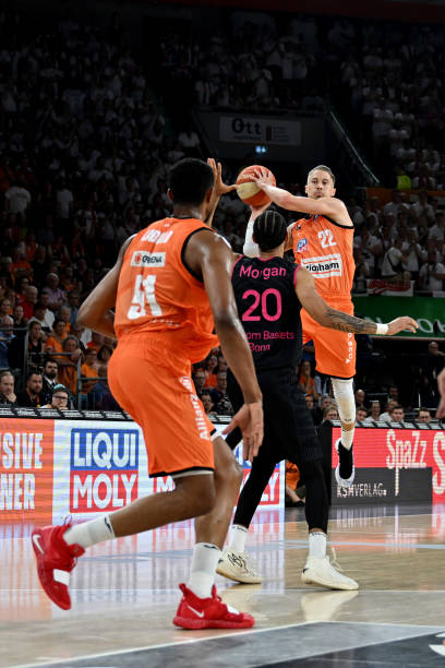 让人眼前一 让人眼前一